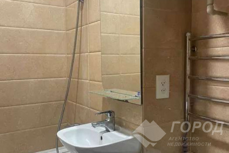 Сдам 1-кімнатну квартиру, Центр, Код: 503080/2