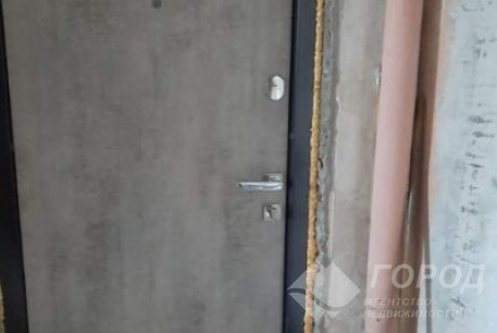 Продам 3-х кімнатну квартиру, Рогань, Код: 505445/14