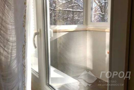 Продам 2-х кімнатну квартиру, Гагарина проспект, Защитников Украины метро (Площадь Восстания), Код: 512312/3