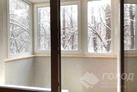 Продам 2-х кімнатну квартиру, Гагарина проспект, Защитников Украины метро (Площадь Восстания), Код: 512312/3