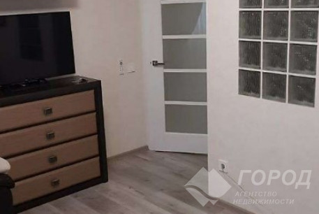 Продам 1-кімнатну квартиру в новобудові, Гагарина проспект, Защитников Украины метро (Площадь Восстания), Код: 512680/7