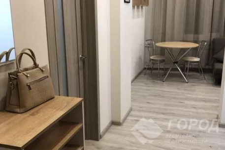 Продам 3-х кімнатну квартиру, Центр, Код: 517308/3