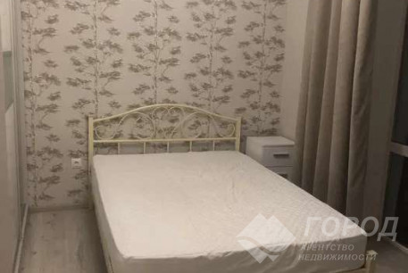 Продам 3-х кімнатну квартиру, Центр, Код: 517308/3