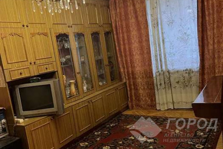 Продам 1-кімнатну квартиру, ХТЗ, Пролетарская метро (Индустриальная), Код: 517753/3