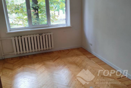 Продам 2-х кімнатну квартиру, Салтовка, 607 м/р, Код: 517986/8
