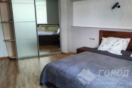 Продам 3-х кімнатну квартиру, Гагарина проспект, Код: 517986/9