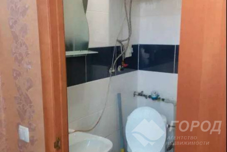 Сдам гостинку, Центральный рынок, Южный вокзал метро, Код: 520050/2