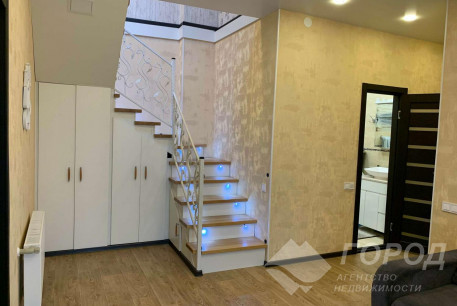 Продам 4-х кімнатну квартиру в новобудові, Журавлевка, Киевская метро, Код: 520172/6