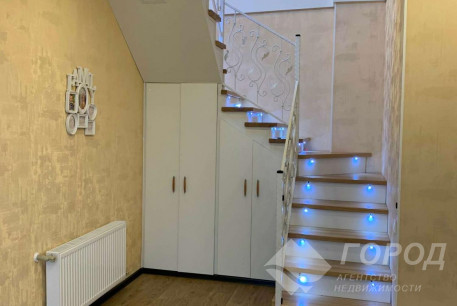 Продам 4-х кімнатну квартиру в новобудові, Журавлевка, Киевская метро, Код: 520172/6