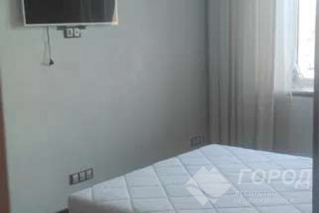 Сдам 2-х кімнатну квартиру, Центр, Код: 522045/3