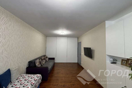 Продам 2-х кімнатну квартиру, Рогань, Код: 522383/7