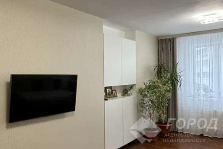 Продам 2-х кімнатну квартиру, Рогань, Код: 522383/7