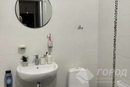 Продам 2-х кімнатну квартиру, Рогань, Код: 522383/7