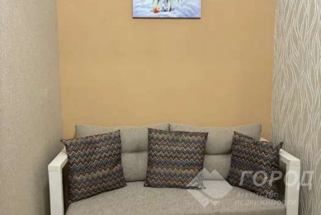 Продам 2-х кімнатну квартиру, Рогань, Код: 522383/7