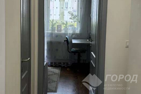 Продам 2-х кімнатну квартиру, Рогань, Код: 522383/7