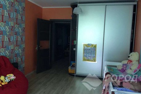 Продам 3-х кімнатну квартиру, Песочин, Мобиль, Код: 525246/2