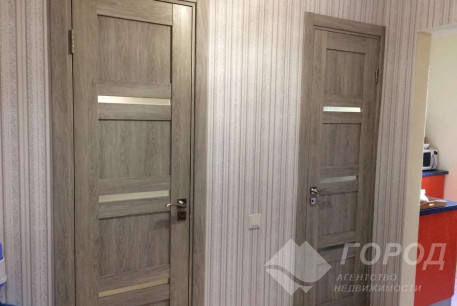 Продам 3-х кімнатну квартиру, Песочин, Мобиль, Код: 525246/2