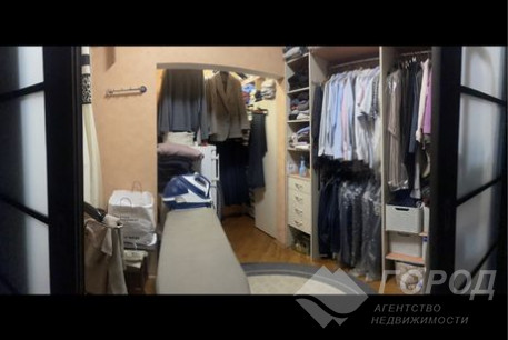 Продам 3-х кімнатну квартиру, Холодная Гора, Код: 525611/4