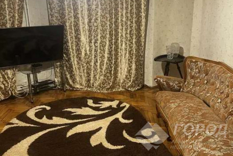 Продам 4-х кімнатну квартиру, Центр, Архитектора Бекетова метро, Код: 525943/1