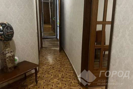 Продам 4-х кімнатну квартиру, Центр, Архитектора Бекетова метро, Код: 525943/1