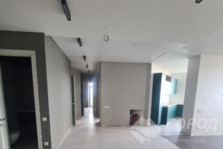 Продам 3-х кімнатну квартиру в новобудові, Центр, Код: 526077/21