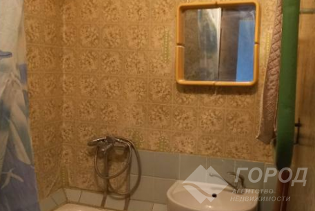 Продам кімнату з підселенням, Центральный рынок, Южный вокзал метро, Код: 527118/12