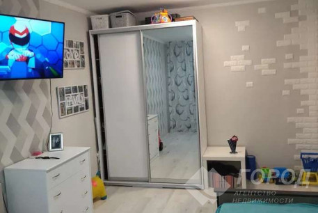 Продам 2-х кімнатну квартиру, Алексеевка, Код: 527857/1