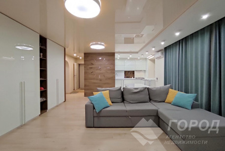 Продам 4-х кімнатну квартиру, Сосновая Горка, Научная метро, Код: 530488/1