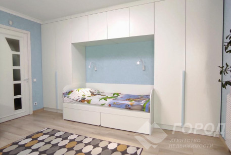 Продам 4-х кімнатну квартиру, Сосновая Горка, Научная метро, Код: 530488/1