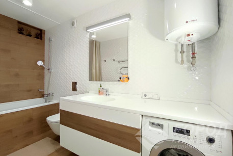 Продам 4-х кімнатну квартиру, Сосновая Горка, Научная метро, Код: 530488/1