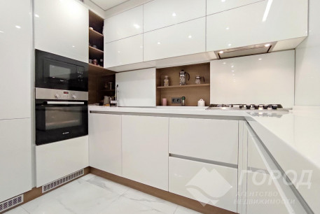 Продам 4-х кімнатну квартиру, Сосновая Горка, Научная метро, Код: 530488/1