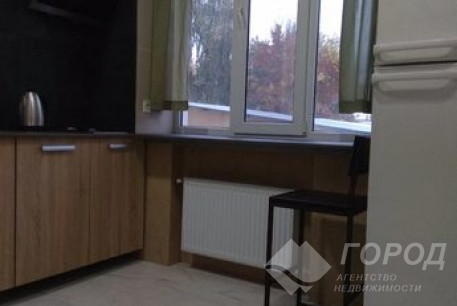 Сдам гостинку, Центральный рынок, Код: 530571/7