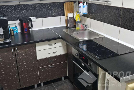 Продам 2-х кімнатну квартиру, Рогань, Код: 534007/2