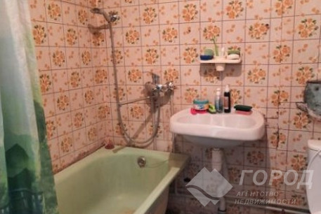 Продам 1-кімнатну квартиру, Рогань, Код: 535153/32