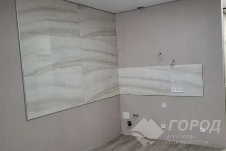 Продам 1-кімнатну квартиру в новобудові, Центр, Код: 535704/2