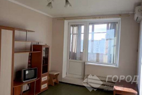 Продам 1-кімнатну квартиру, ХТЗ, Масельского метро, Код: 540027/2