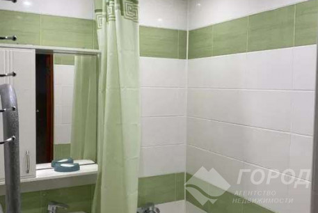 Продам 2-х кімнатну квартиру, Алексеевка, Код: 540037/2