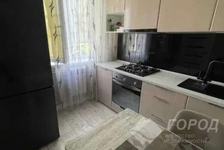 Продам 2-х кімнатну квартиру, ХТЗ, ХТЗ метро, Код: 542053/2