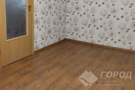 Продам 2-х кімнатну квартиру, Центр, Код: 542935/2