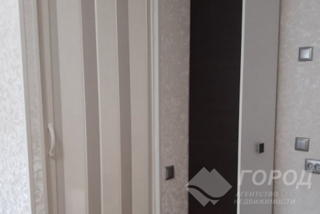 Продам гостинку, Центральный рынок, Код: 545305/11