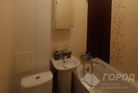 Продам 2-х кімнатну квартиру, Новые дома, Дворец спорта, Код: 545305/23