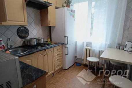 Продам 2-х кімнатну квартиру, Новые дома, Дворец спорта, Код: 545305/23