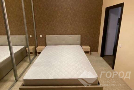 Сдам 3-х кімнатну квартиру, Гагарина проспект, Спортивная метро, Код: 546569/8