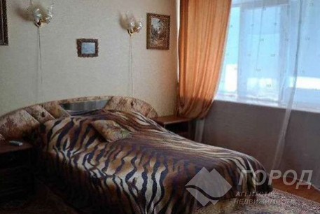 Продам 3-х кімнатну квартиру, ХТЗ, Пролетарская метро (Индустриальная), Код: 548316/1