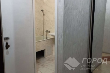 Продам 1-кімнатну квартиру, Новые дома, Маршала Жукова метро (Дворец спорта), Код: 548592/3