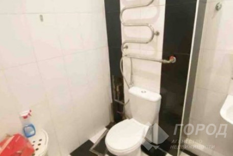 Продам 3-х кімнатну квартиру, Центр, Код: 551718/44