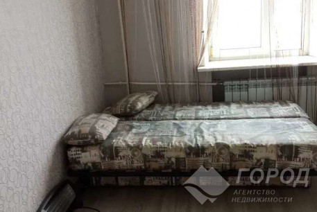 Сдам гостинку, Гагарина проспект, Защитников Украины метро (Площадь Восстания), Код: 552224/3