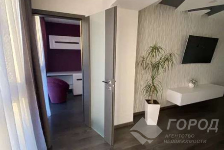 Продам 3-х кімнатну квартиру, ХТЗ, Код: 606939/4