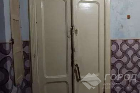 Продам 2-х кімнатну квартиру, Центральный рынок, Южный вокзал метро, Код: 614437/3