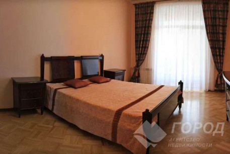 Продам 2-х кімнатну квартиру, Гагарина проспект, Проспект Гагарина метро, Код: 615172/2